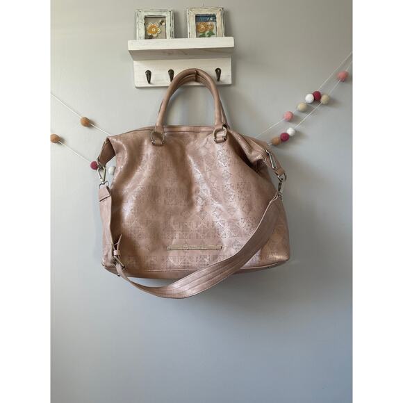 Steve Madden Blush Pink Embossed Pattern Crossbody Shoulder Bag - Picture 1 of 8